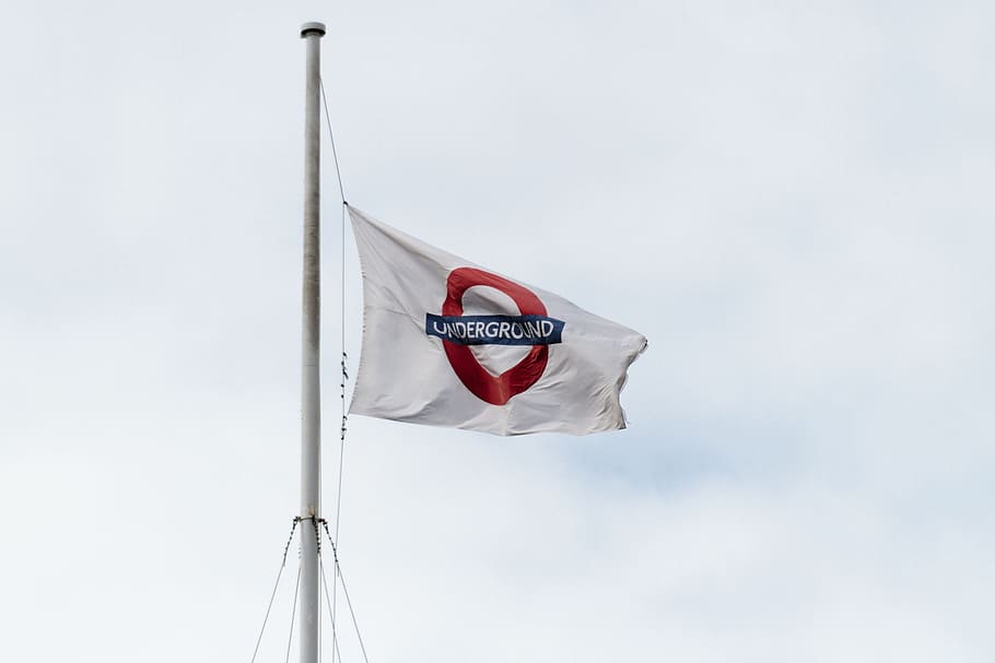 london, united, kingdom, -, august, 20, 2017, underground, logo, flying, flags