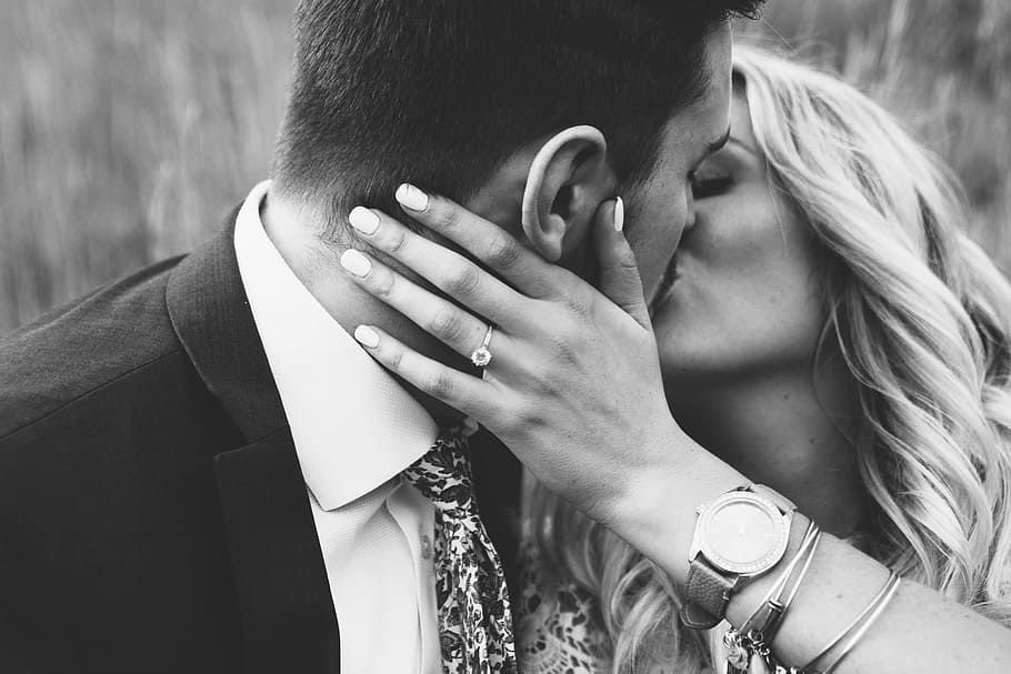 pengantin wanita, pria, wanita, mencium, pasangan, romansa, romantis, cinta, pertunangan, cincin