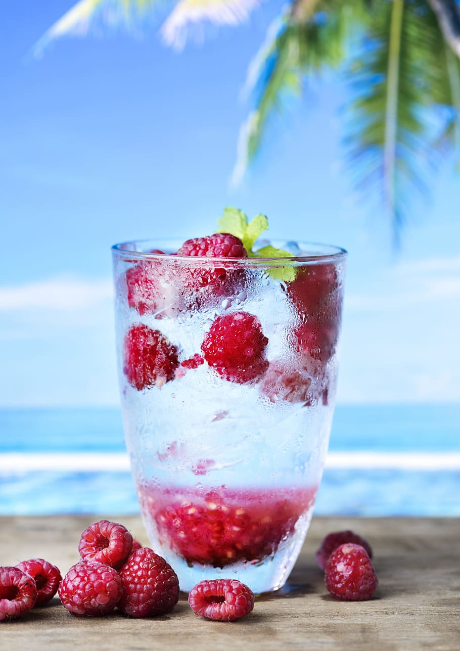 beach, cold water, dehydration, detox, detox drink, detox water, drink, drinking, flavored, food photography