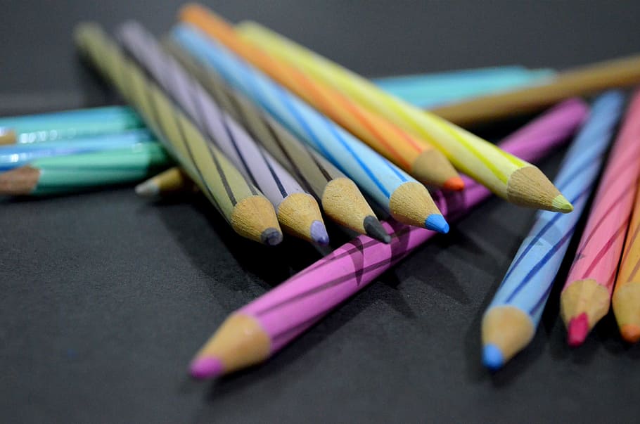 lápices de colores # 2, colores, creativo, creatividad, diversión, recreación, multicolor, variación, primer plano, lápiz