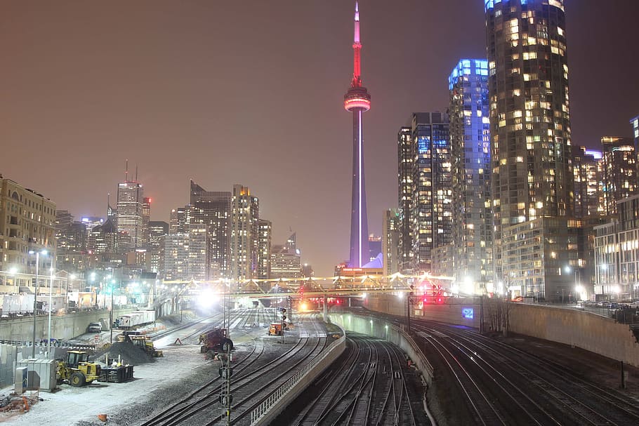 trem, faixas, noite, Torre cn, Arranha-céus, Toronto, Canadá, arquitetura, Paisagem urbana, construção