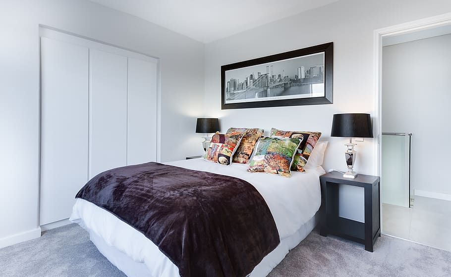 modern minimalist bedroom, contemporary, indoors, inside, interior, interior design, white, light, clean, apartment