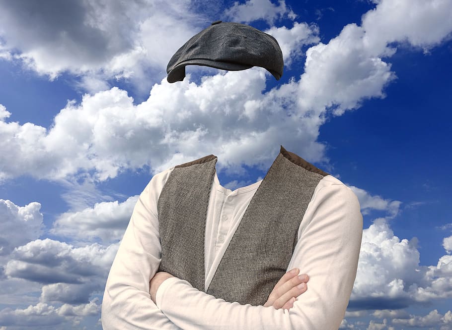 hombre, en blanco, nubes, gorra, sin, tierra de cuco de nubes, levantado, pensar, hueco, anónimo
