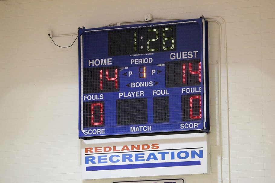 score, basketball, community center, tie, winner, loser, clock, timer minute, second, digital