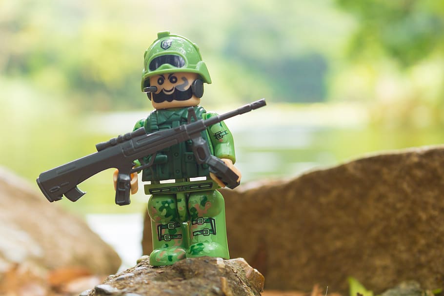 lego, nature, military, empire, soldier, army, infantry, uniform, helmet, focus on foreground