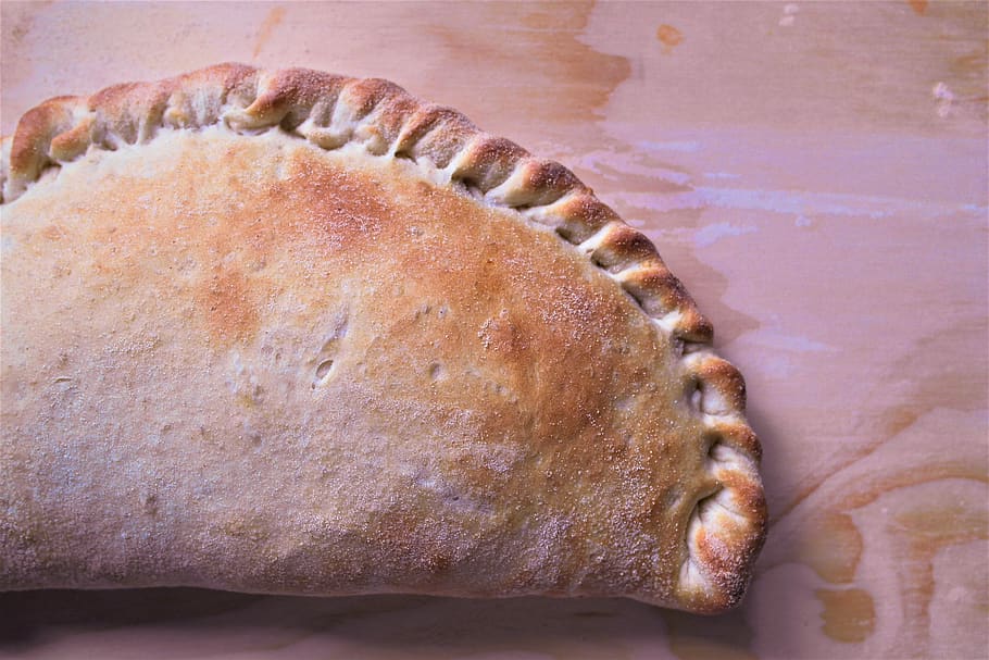 calzone, italian, food, pizza, cooking, gourmet, cook, baked, baking, flour