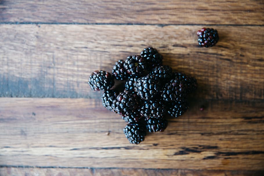 blackberry, beri, makanan, makanan dan minuman, kayu - bahan, makan sehat, buah beri, blackberry - buah, buah, kesegaran