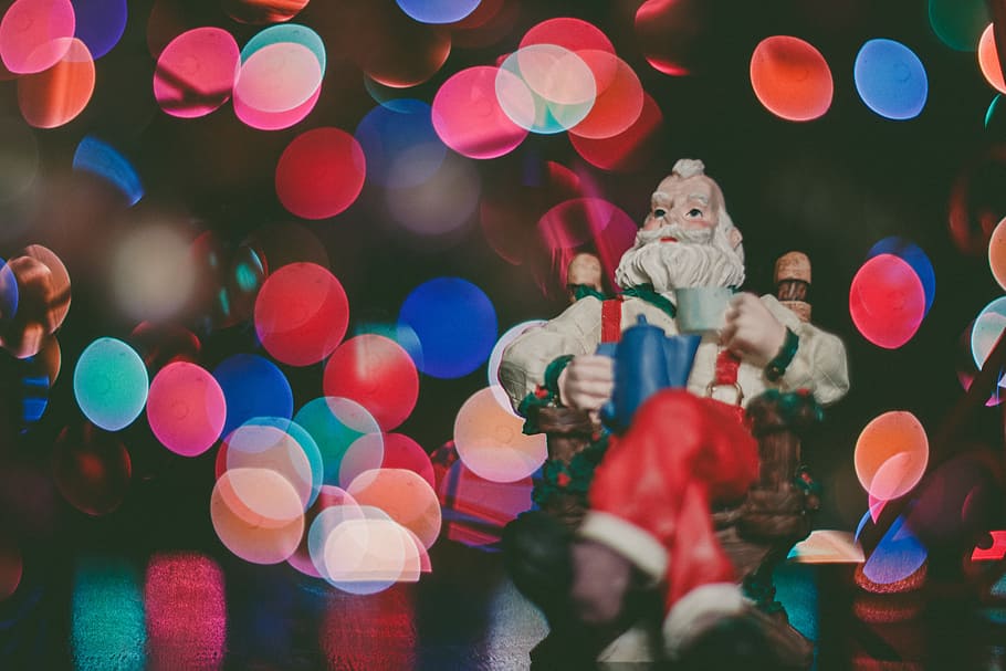 christmas, lights, bokeh, santa claus, toy, decoration, ornament, multi colored, illuminated, men