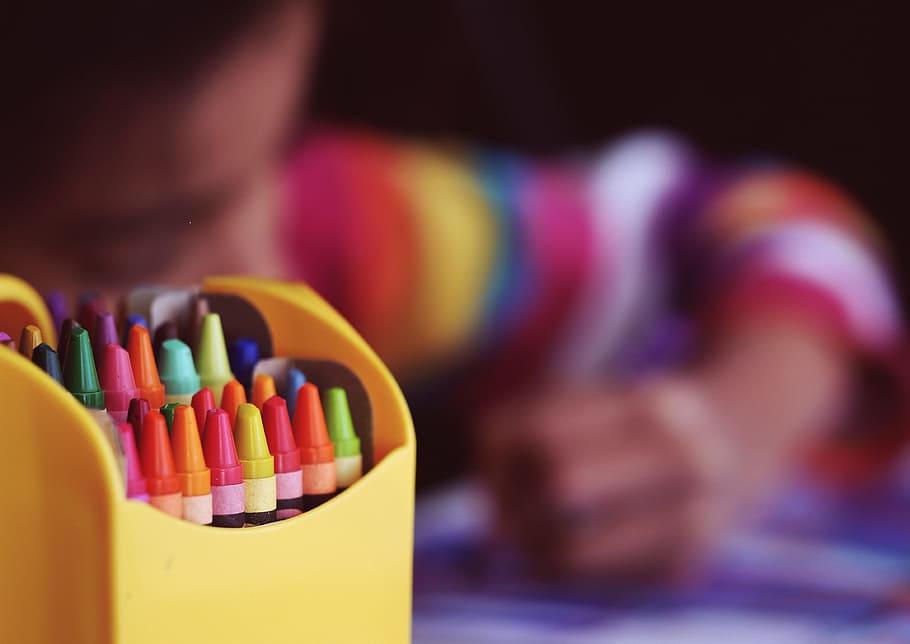 crayons, drawing, art, creative, colors, colours, multi colored, choice, close-up, human hand