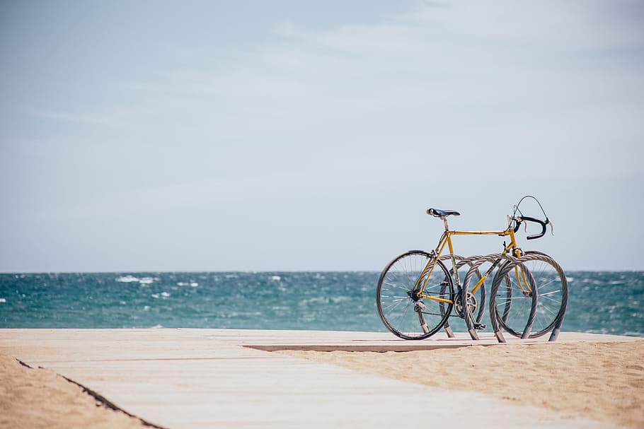 bicicleta, estacionado, calçadão, praia, luz do sol, aventura, costa, litoral, engrenagem, horizonte