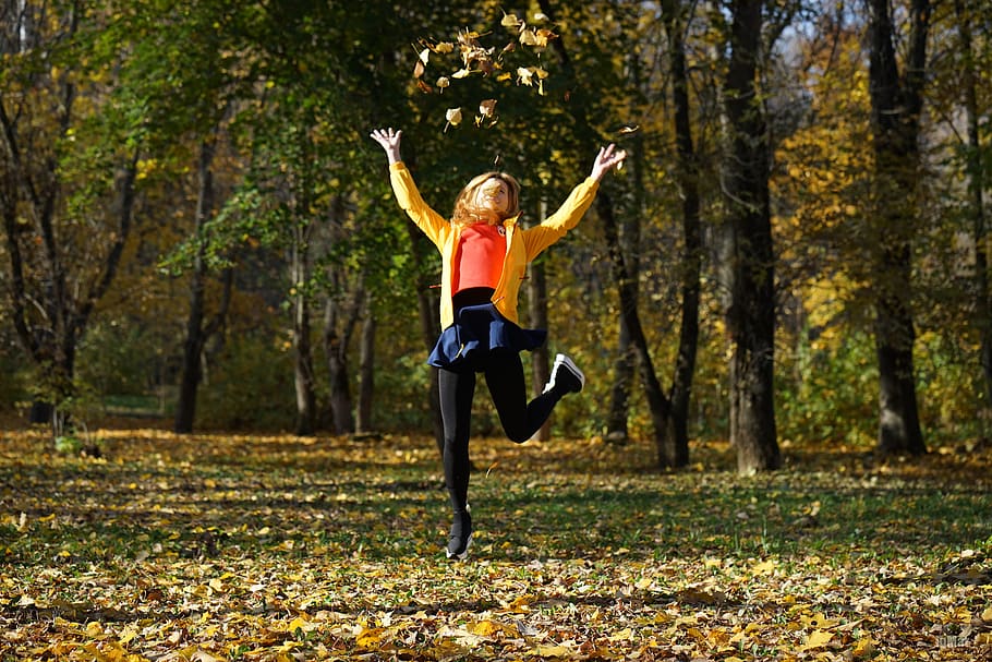 jump, leaves, autumn, in the fall of, landscape, park, foliage, mood, throwing the leaves, colorful
