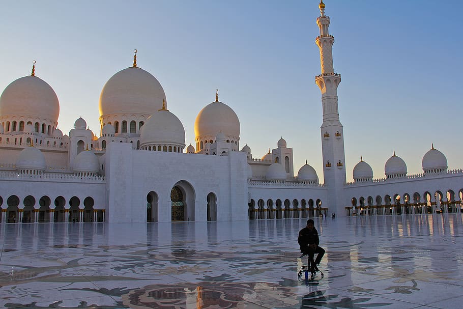 pray, muslim, sheikh zayed grand mosque, mosque, minaret, architecture, religion, travel, dome, landmark