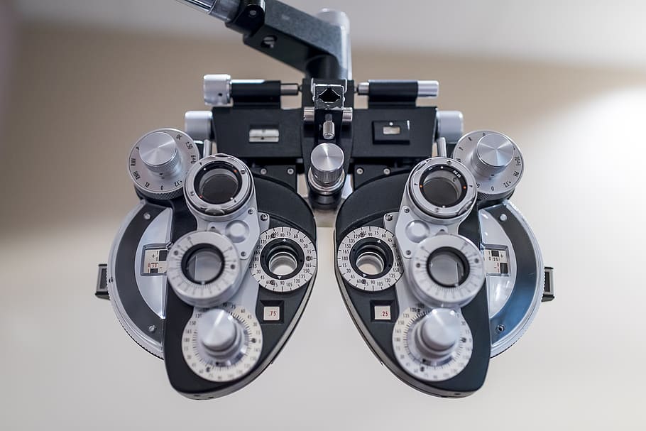 mata, tes, dokter mata, oftalmologi, dokter, optik, kesehatan, ahli kacamata, pemeriksaan, penglihatan
