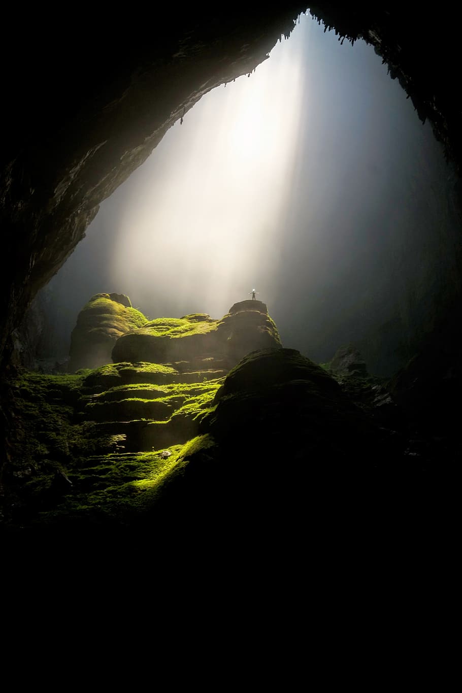 nature, cave, underground, shadows, light, rays, lush, vegetation, terraces, tranquility