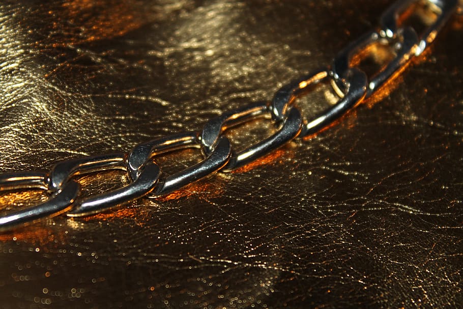 chain, metal, rings, texture, silver, golden, close-up, table, strength, still life