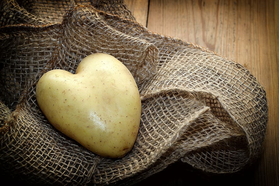 potato, heart, fabric, wood, vegetables, eat, nutrition, love, food, harvest