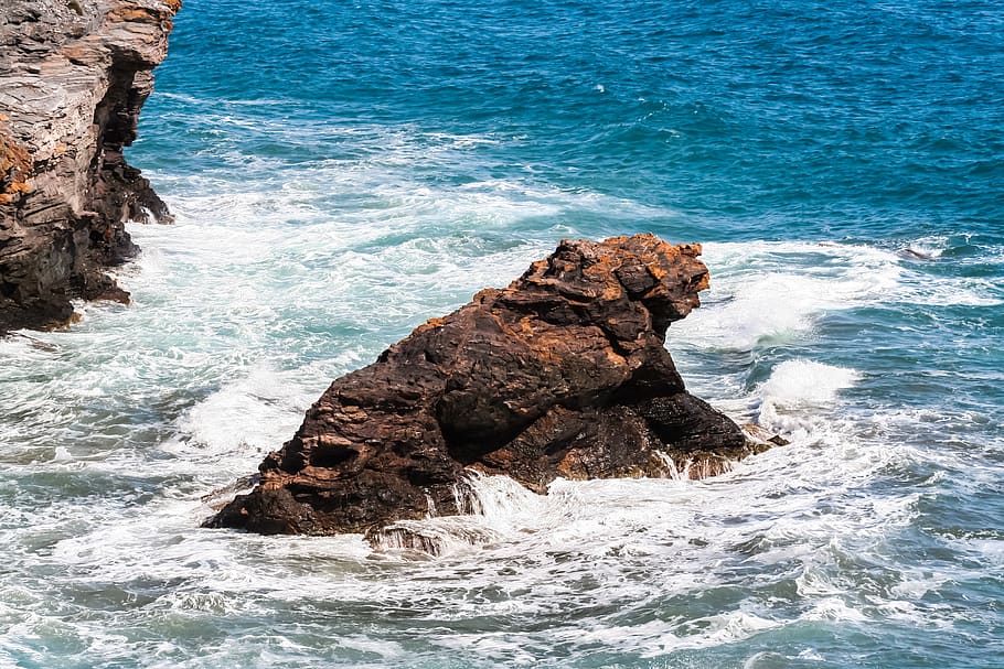 the iguana, spain, murcia, el mar menor, summer, 11-18-18, sea, water, rock, rock - object
