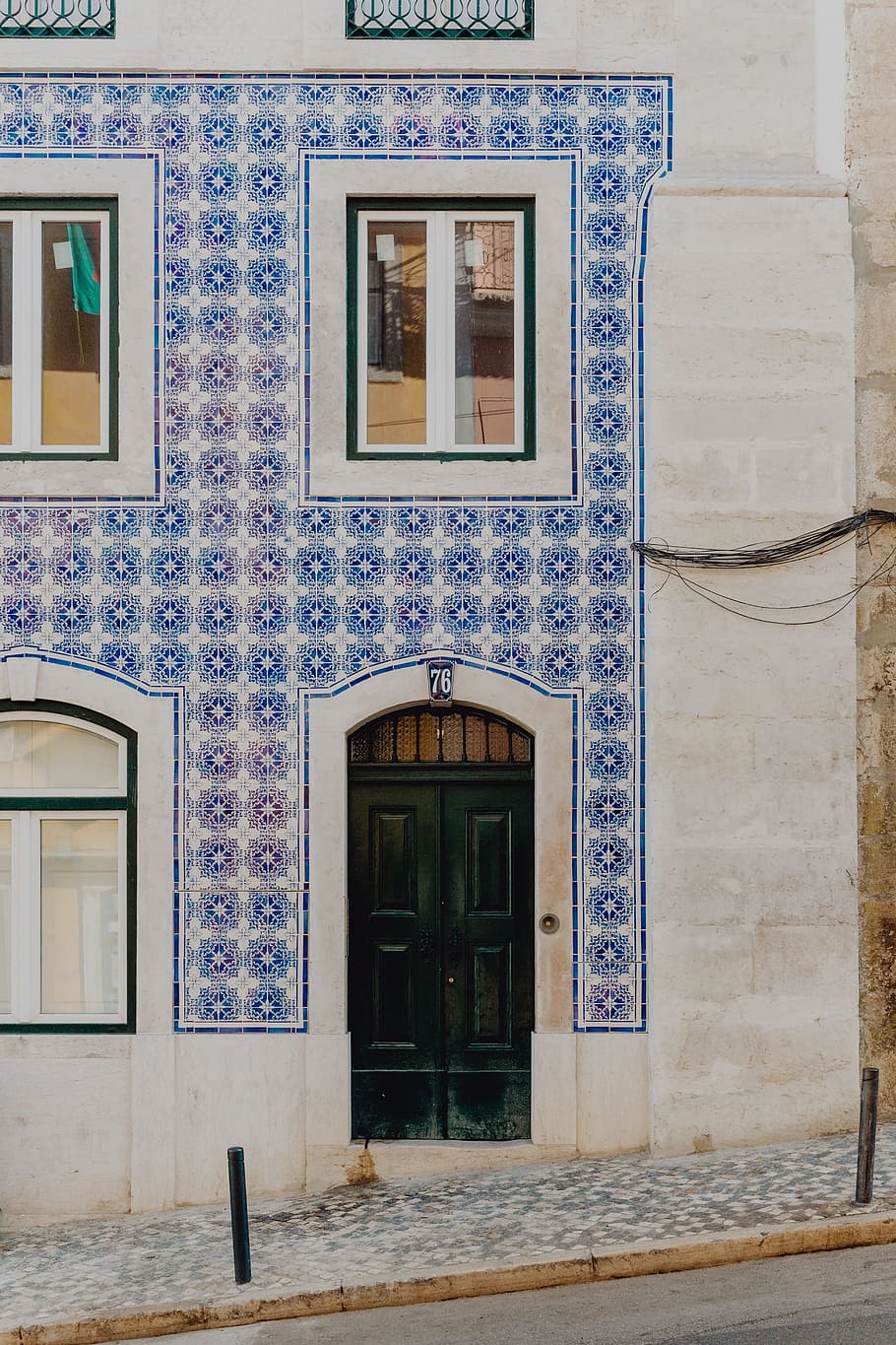 warna-warni, kayu, pintu, fasad, khas, rumah portugis, lisbon, portugal, arsitektur, kota