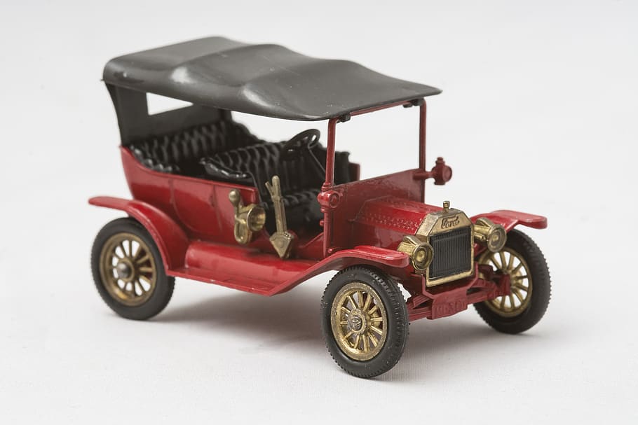 Ford t modelo, caja de fósforos, que se encuentra en el sótano, memoria, nostalgia, oldtimer, retro, pasado, auto, transporte