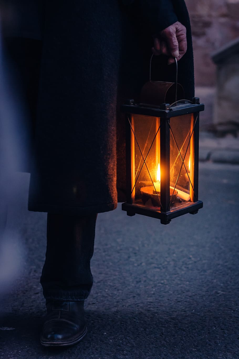lamp, lantern, candle light, night, warm, cold, dark, bear, hand, evening