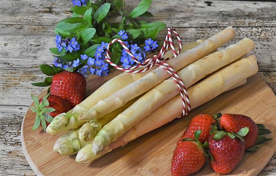 asparagus, strawberries, spring, market, food, garden, eat, vegetables, healthy, asparagus time
