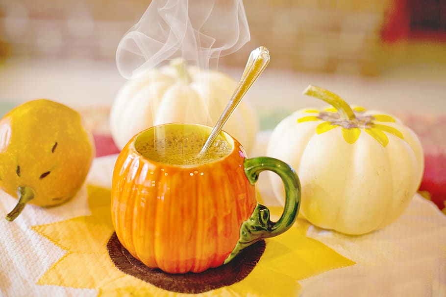 Latte de calabaza, otoño, calabaza, naranja, dulce, acción de gracias, halloween, bebida caliente, acogedor, bebida