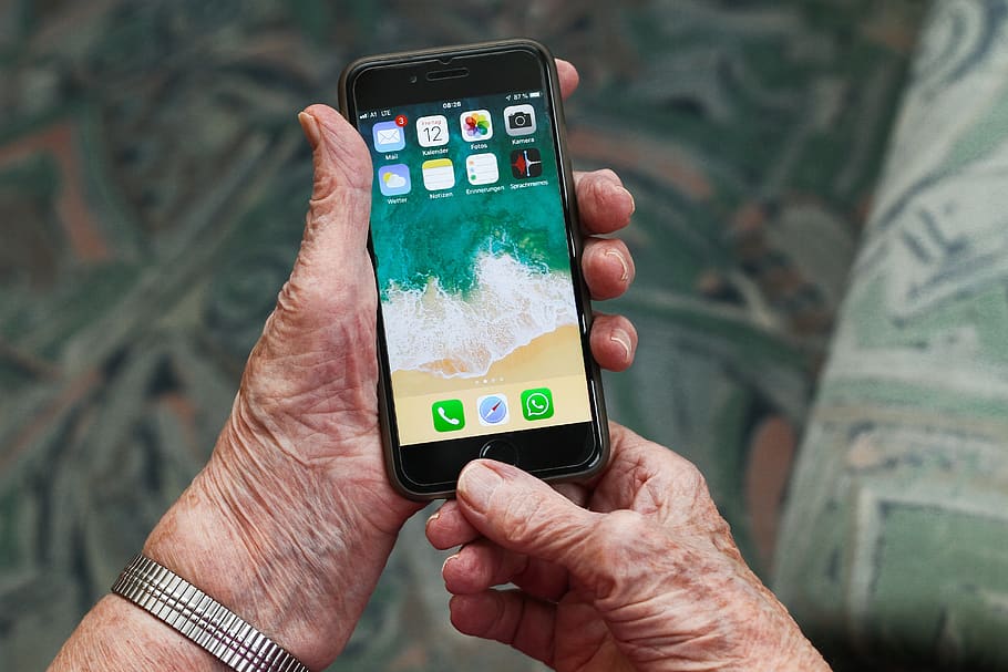iphone, nenek, ponsel, komunikasi, mobile, perempuan, pensoniert, tua, senior, pensiunan