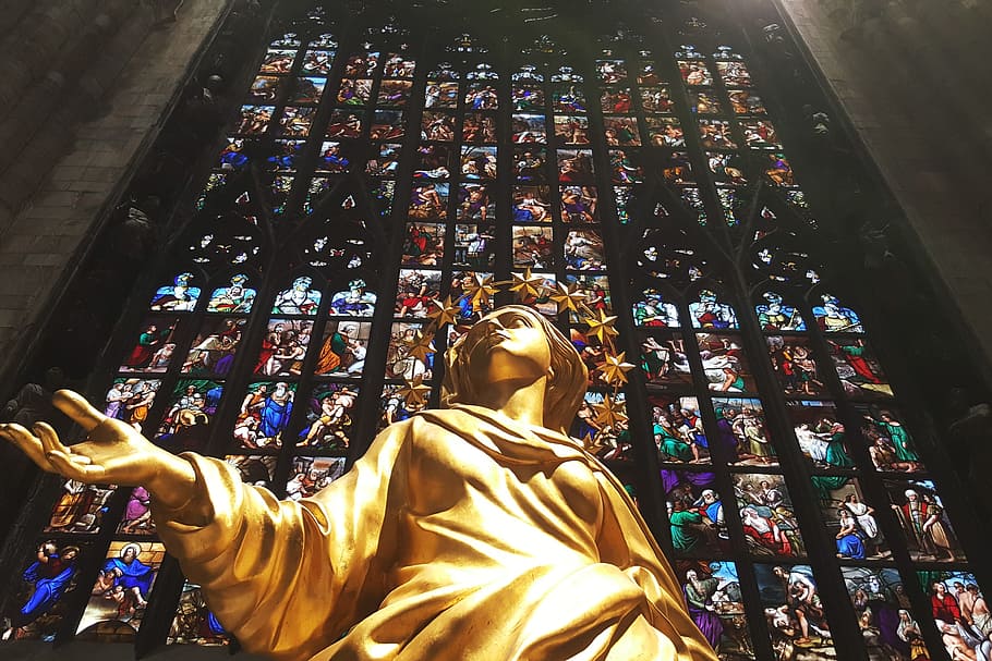 estatua de la iglesia, milán, ciudad y urbano, biblia, oro, religión, creencia, representación humana, espiritualidad, arte y artesanía