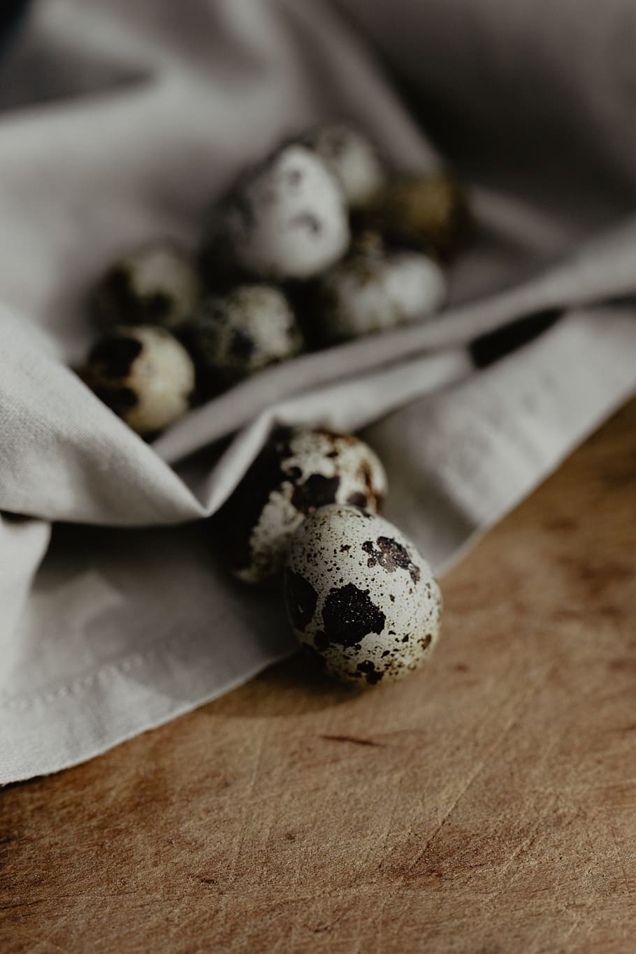 quail eggs, food, eggs, easter, quail, close-up, indoors, human body part, food and drink, selective focus