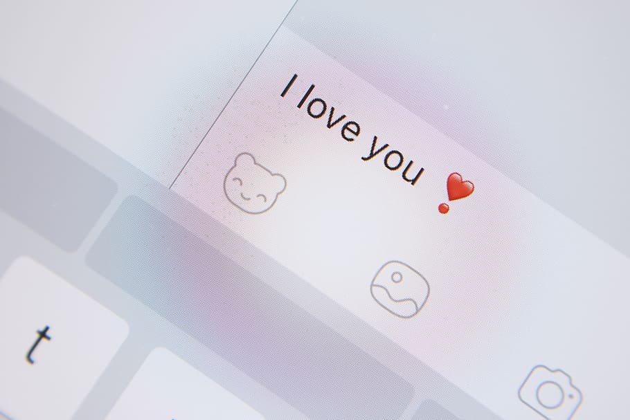 valentine’s, valentine ’s day, detail, screen, tablet, message “ i love, “i, you”, close-up, indoors