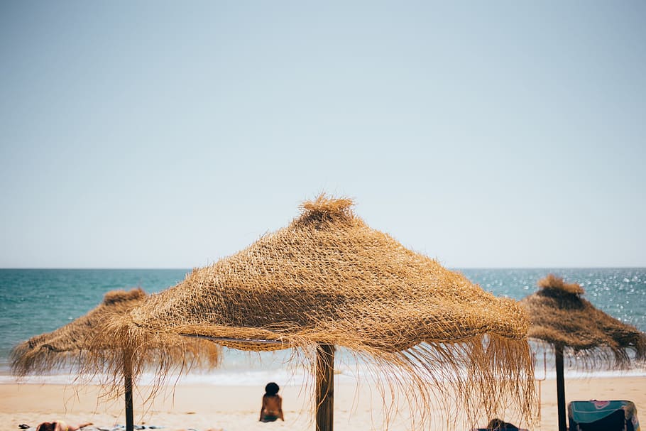 dry, grass beach shades, relaxing, tourist, bay, blue, chair, coast, deck, island