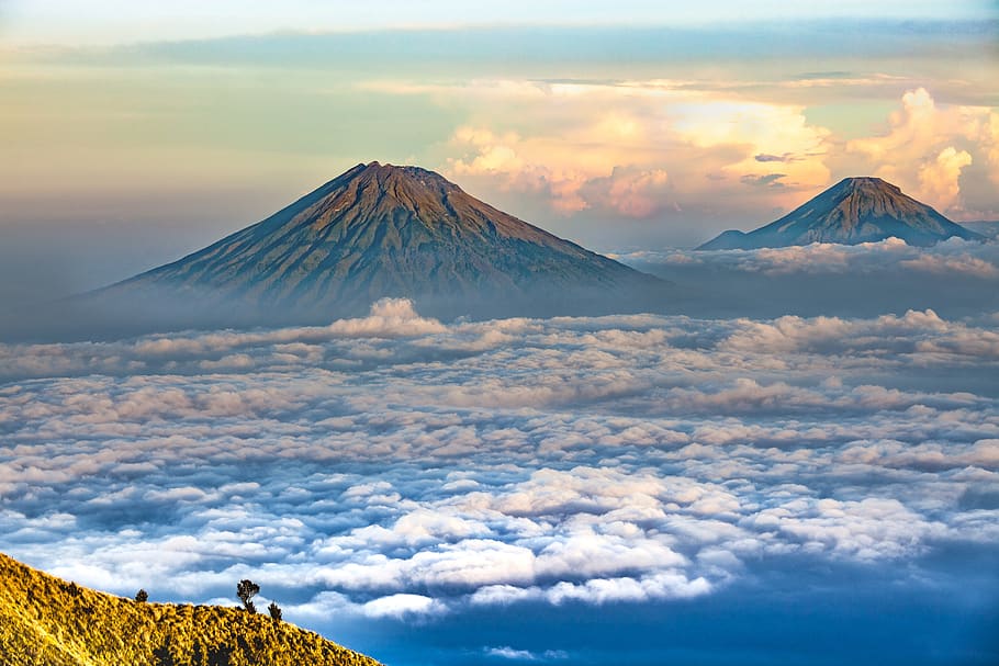 пейзаж, вулкан, центральная ява, гора самбинг, гора синдоро, раннее утро, море облаков, небо, облако - небо, гора