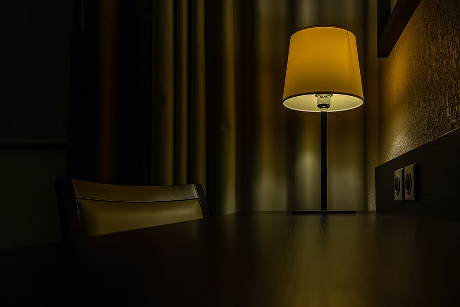 oficina, lámpara, luz, mesa, silla, oscuro, bulbo, resplandor, iluminación, decorativa