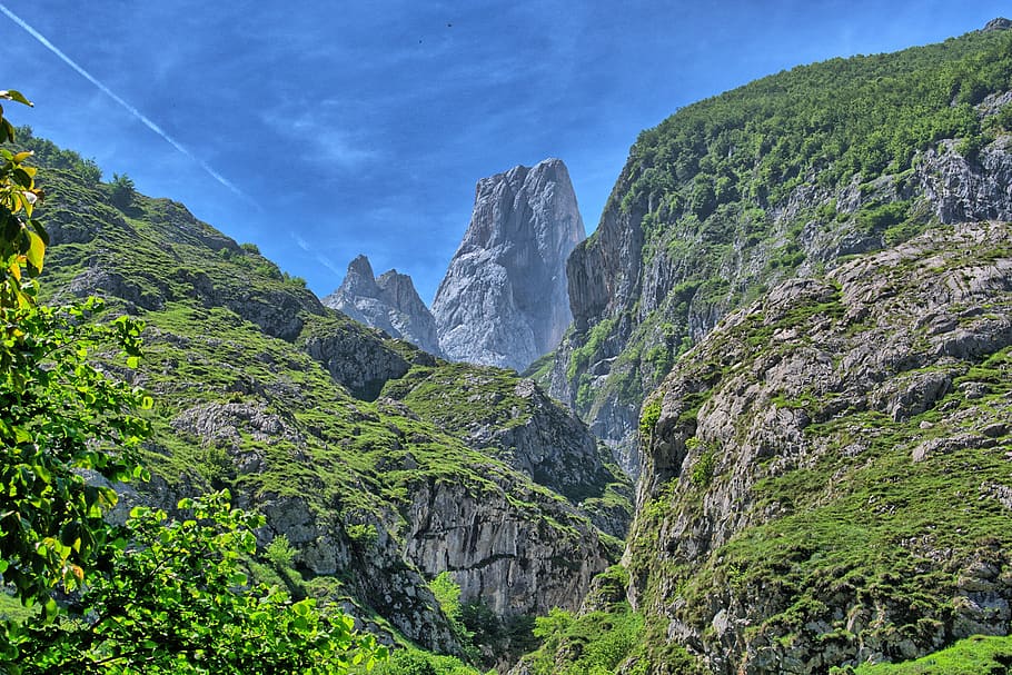 landscape, nature, high mountains, asturias, spain, hiking, picos de europa, mountain, beauty in nature, scenics - nature