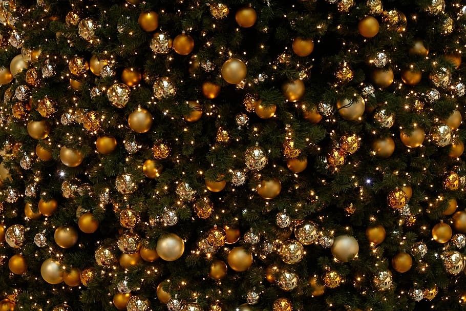 christmas, christmas tree, holidays, decoration, flask, gold, seasonal, night, illuminated, backgrounds