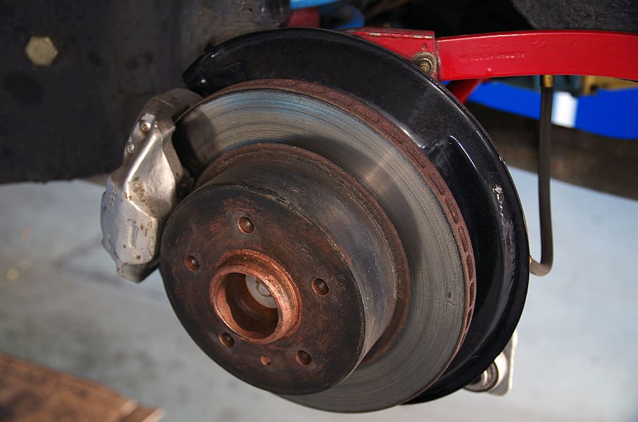 brakes maintenance, repair, disc brake, brake disc, automotive repair, disassembly, workshop, assembly, brake, automotive