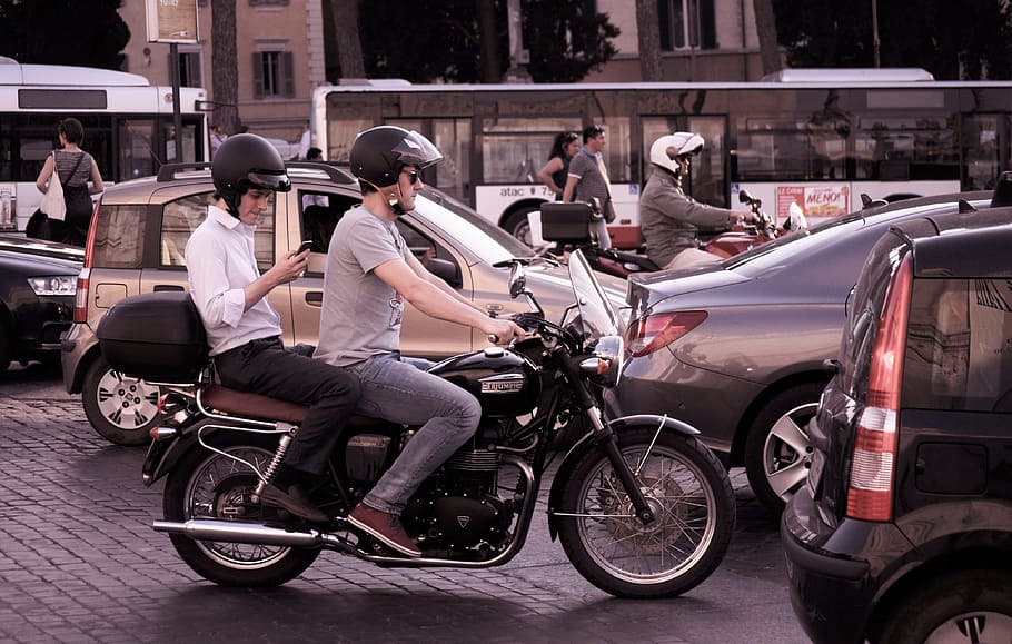 motorbike, motorcycle, cars, traffic, city, streets, roads, urban, helmets, transportation