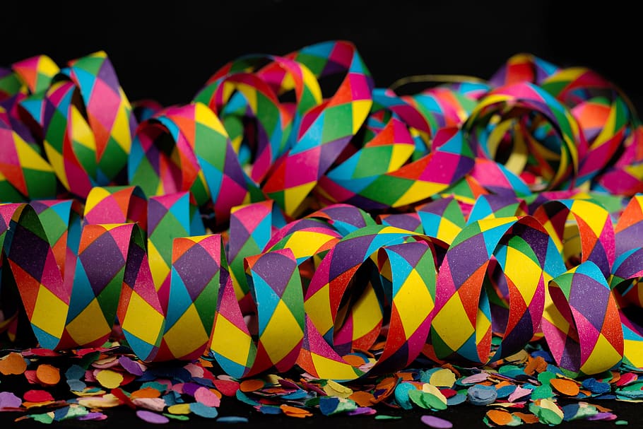 serpentina, carnaval, colorido, cor, plano de fundo, padrão, festa, celebração, confete, serpentes de papel