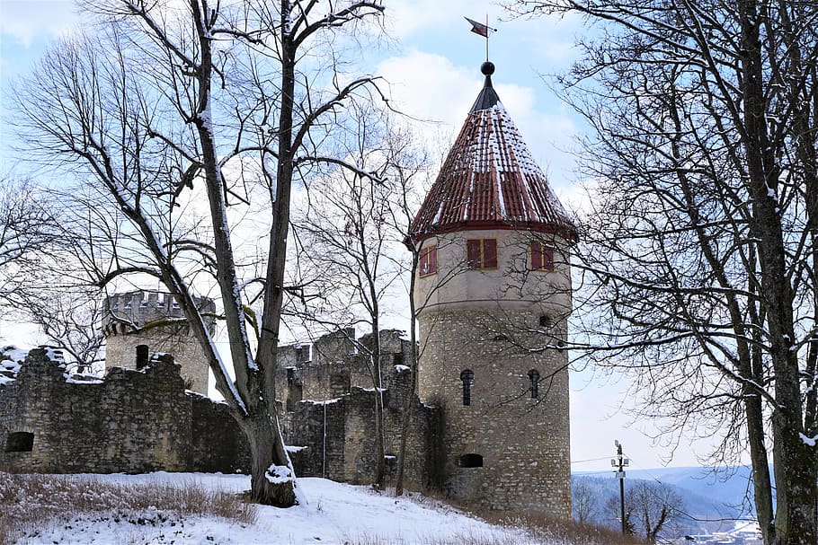 honing mountain, honing castle, tuttlingen, germany, castle, christmas, winter, snow, fairy tales, forest