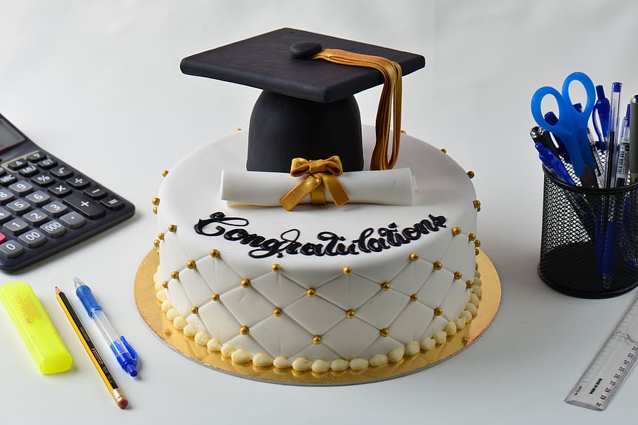 graduation cake, cake, dessert, delicious, sweet, bake, birthday, eat, cream, pastries