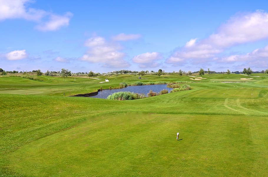 golf, golf course, golf game, grass, play, green color, sky, cloud - sky, plant, activity