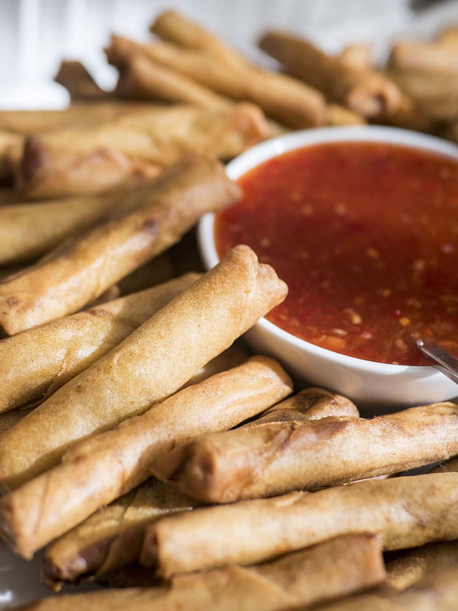 lumpia, egg roll, fried, food, delicious, roll, tasty, chinese, golden, filipino