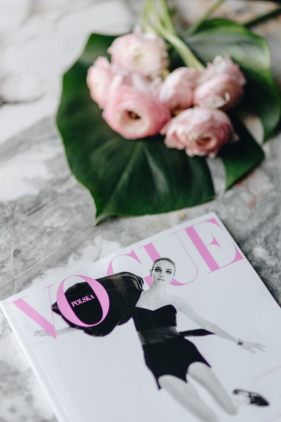 vogue poland 2 2018, &, lovely, buttercup flowers, flora, cute, magazine, floral, fashion, pink