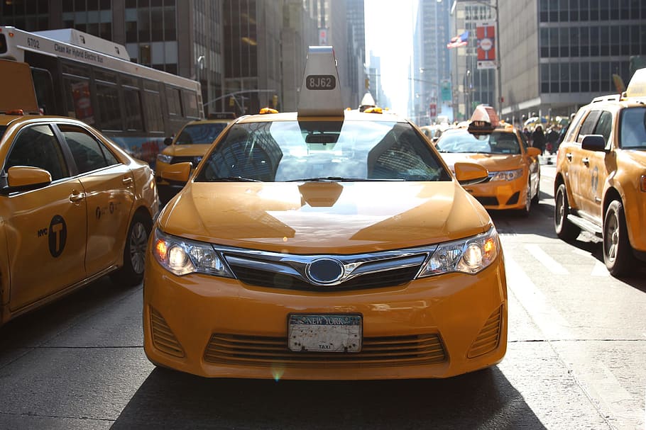 New York City, amarillo, taxis, ocupado, carretera, americano, taxi, cromo, paisaje urbano, unidad