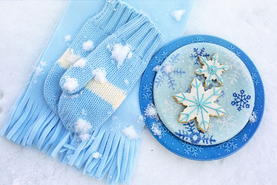 winter, snow, cookies, scarf, mittens, cold, wintry, snowflakes, snowy, blue