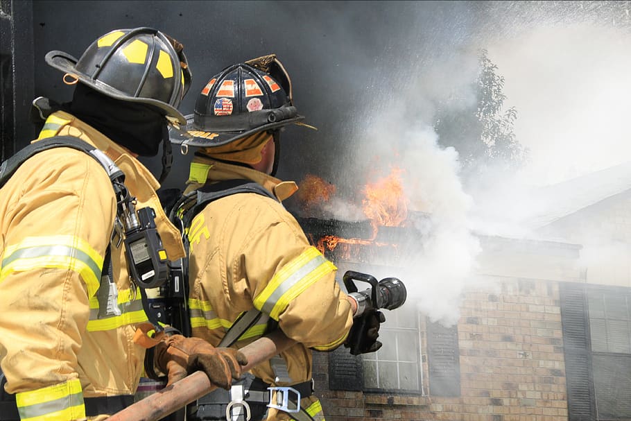 pemadam kebakaran, responden pertama, selang, perlindungan, kecelakaan dan bencana, keamanan, pendudukan, laki-laki, selang kebakaran, workwear pelindung