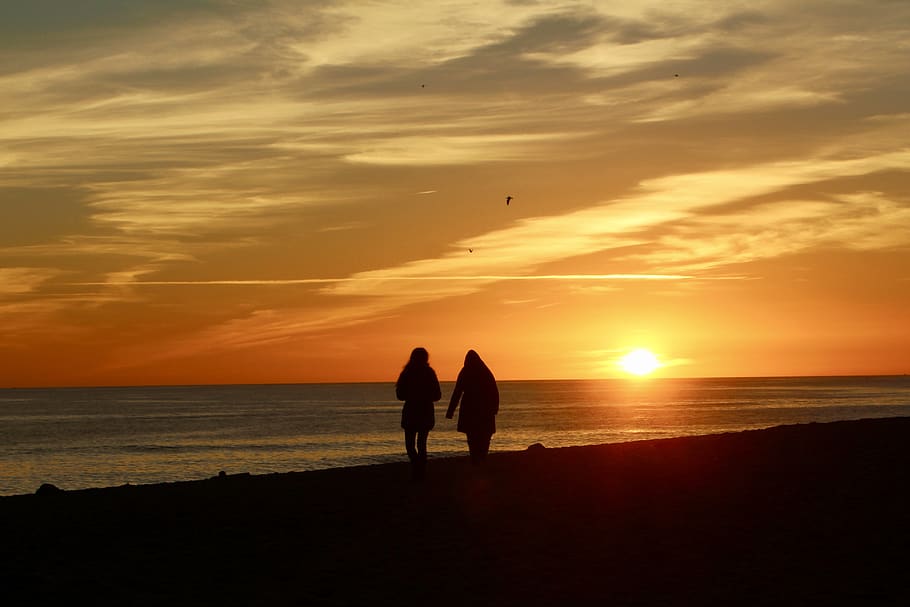 matahari terbenam, romantis, pasangan, perkawinan, cinta, gairah, berjalan, laut, matahari, siluet
