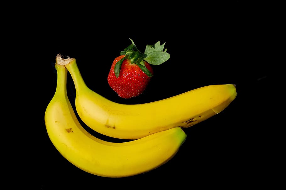 fruta, plátano de postre, comida, saludable, salud, fresa, vegano, frutas, alimentación saludable, fondo negro