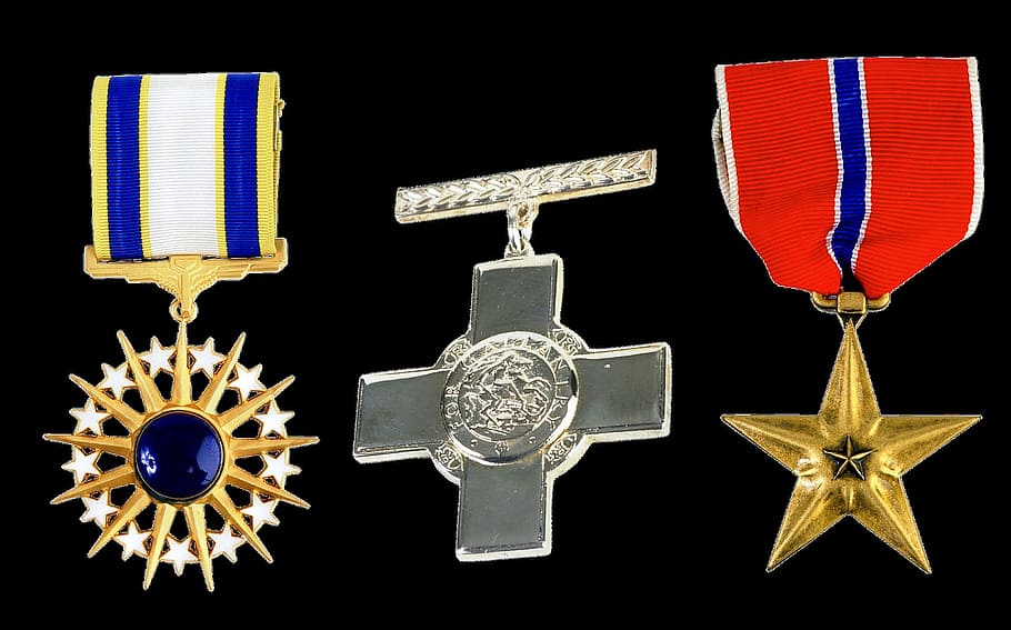 militer, dapatkan, kehormatan, medali, objek, prestasi, logam, latar belakang hitam, foto studio, emas
