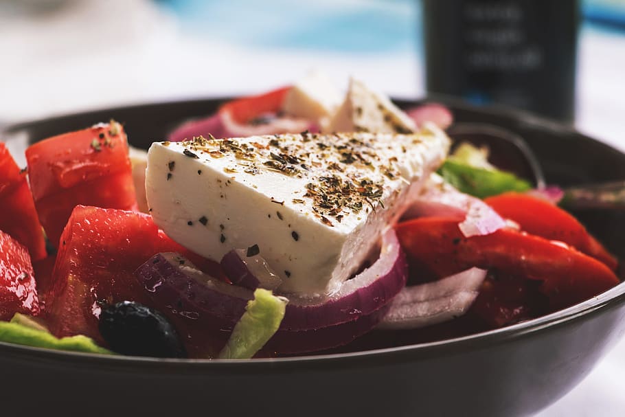 salada grega, comida e bebida, salada, saladas, comida, alimentação saudável, fruta, vegetal, bem-estar, tomate